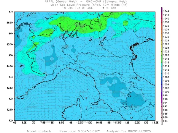 thumb_moloch_zoom_2025070100_18_mslp%shd+cnt_wind10%barb.webp