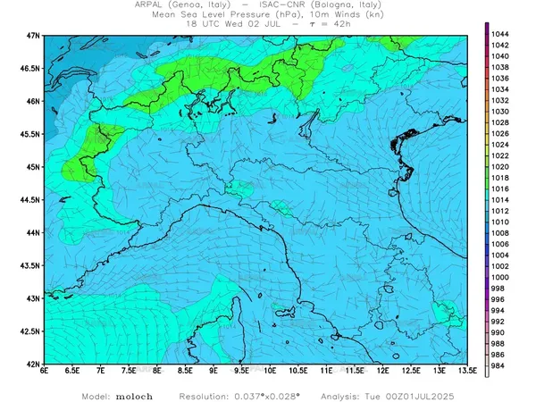 thumb_moloch_zoom_2025070100_42_mslp%shd+cnt_wind10%barb.webp