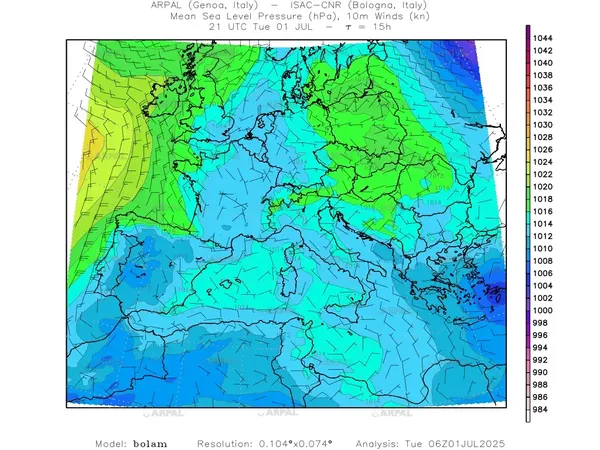 thumb_bolam_all_2025070106_15_mslp%shd+cnt_wind10%barb2.webp