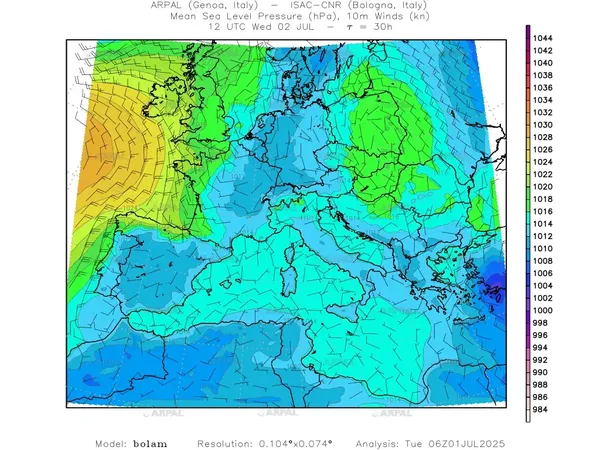 thumb_bolam_all_2025070106_30_mslp%shd+cnt_wind10%barb2.webp