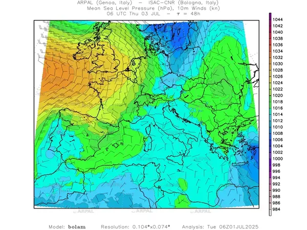 thumb_bolam_all_2025070106_48_mslp%shd+cnt_wind10%barb2.webp