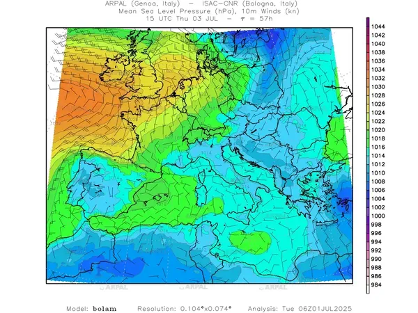 thumb_bolam_all_2025070106_57_mslp%shd+cnt_wind10%barb2.webp