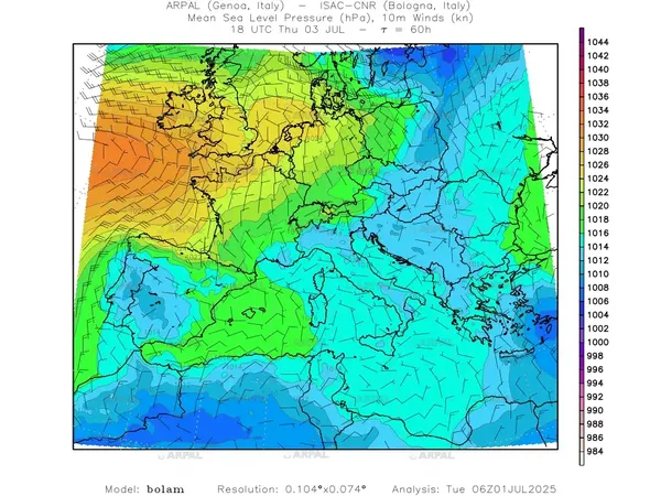 thumb_bolam_all_2025070106_60_mslp%shd+cnt_wind10%barb2.webp
