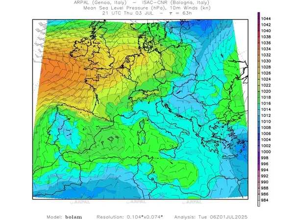 thumb_bolam_all_2025070106_63_mslp%shd+cnt_wind10%barb2.webp