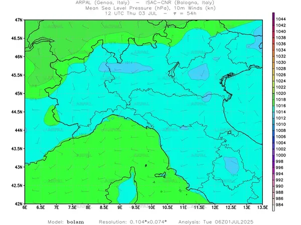 thumb_bolam_zoom_2025070106_54_mslp%shd+cnt_wind10%barb.webp