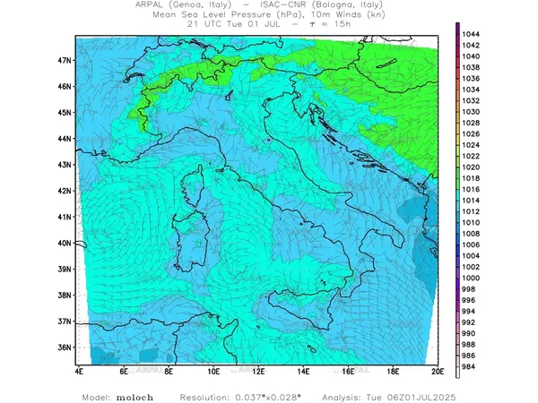 thumb_moloch_all_2025070106_15_mslp%shd+cnt_wind10%barb.webp