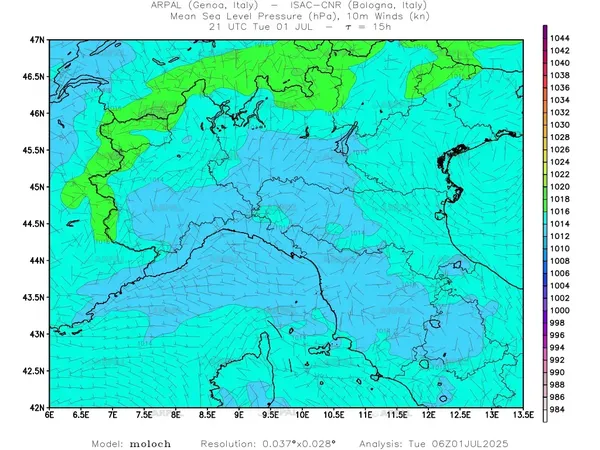 thumb_moloch_zoom_2025070106_15_mslp%shd+cnt_wind10%barb.webp