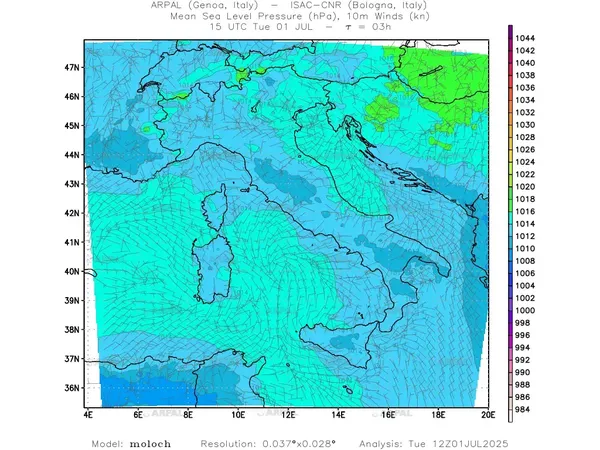thumb_moloch_all_2025070112_03_mslp%shd+cnt_wind10%barb.webp