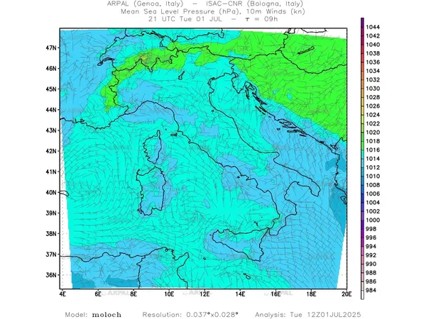 thumb_moloch_all_2025070112_09_mslp%shd+cnt_wind10%barb.webp