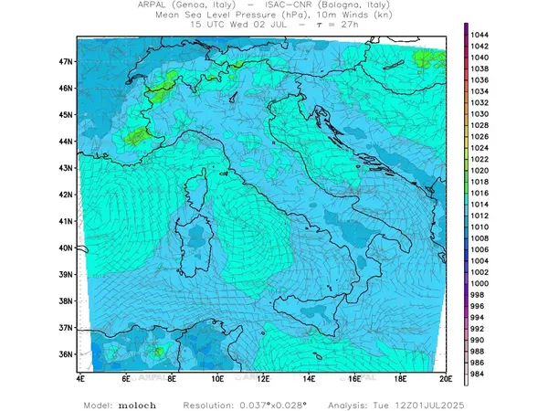 thumb_moloch_all_2025070112_27_mslp%shd+cnt_wind10%barb.webp
