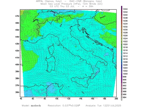 thumb_moloch_all_2025070112_39_mslp%shd+cnt_wind10%barb.webp