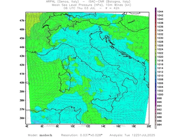thumb_moloch_all_2025070112_42_mslp%shd+cnt_wind10%barb.webp