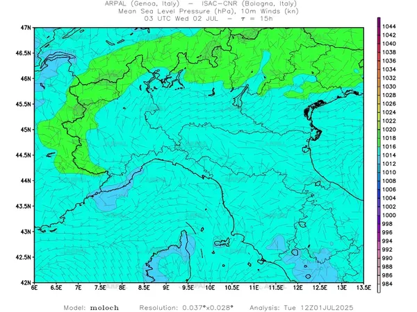 thumb_moloch_zoom_2025070112_15_mslp%shd+cnt_wind10%barb.webp