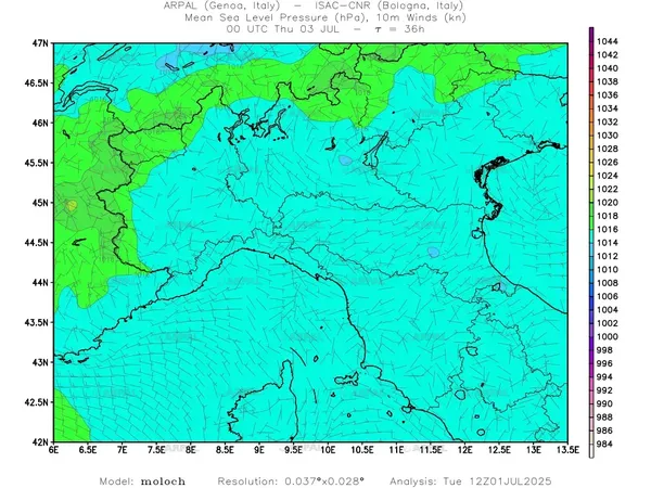 thumb_moloch_zoom_2025070112_36_mslp%shd+cnt_wind10%barb.webp