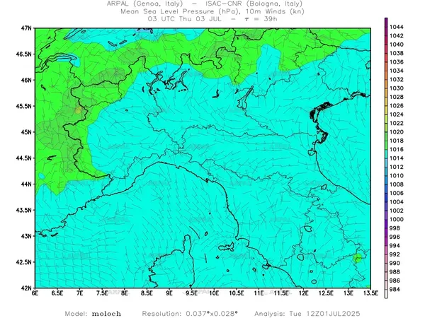 thumb_moloch_zoom_2025070112_39_mslp%shd+cnt_wind10%barb.webp