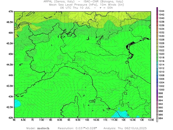 thumb_moloch_zoom_2025071006_00_mslp%shd+cnt_wind10%barb.webp