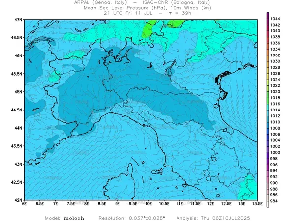 thumb_moloch_zoom_2025071006_39_mslp%shd+cnt_wind10%barb.webp