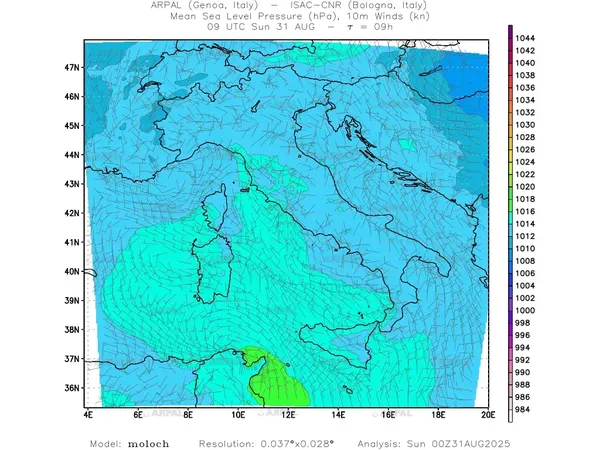 thumb_moloch_all_2025083100_09_mslp%shd+cnt_wind10%barb.webp