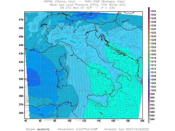thumb_moloch_all_2025083100_33_mslp%shd+cnt_wind10%barb.webp
