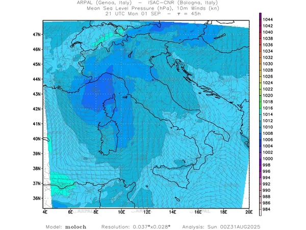 thumb_moloch_all_2025083100_45_mslp%shd+cnt_wind10%barb.webp