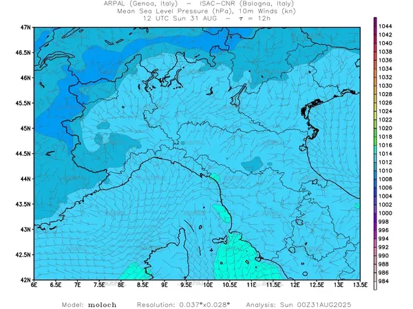 thumb_moloch_zoom_2025083100_12_mslp%shd+cnt_wind10%barb.webp