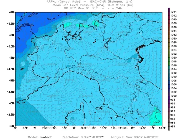 thumb_moloch_zoom_2025083100_24_mslp%shd+cnt_wind10%barb.webp