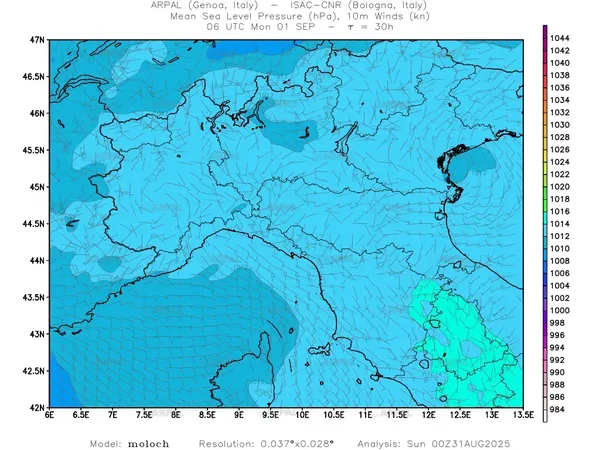 thumb_moloch_zoom_2025083100_30_mslp%shd+cnt_wind10%barb.webp