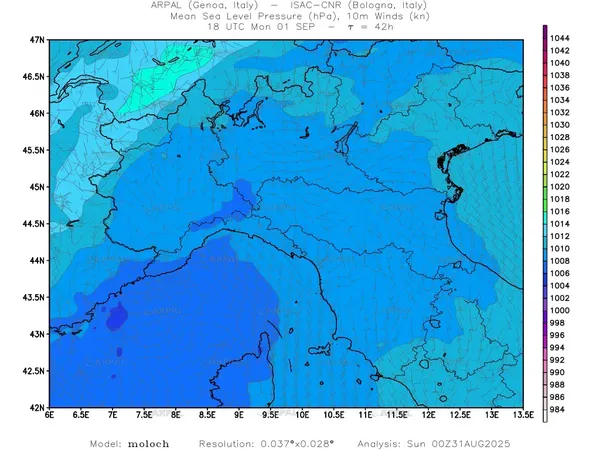 thumb_moloch_zoom_2025083100_42_mslp%shd+cnt_wind10%barb.webp