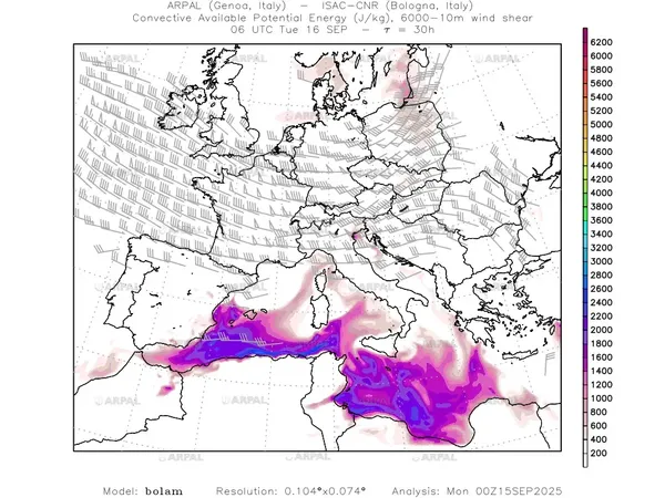 thumb_bolam_all_2025091500_30_cape%shd_Shear6000%defined.webp