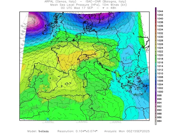 thumb_bolam_all_2025091500_48_mslp%shd+cnt_wind10%barb2.webp