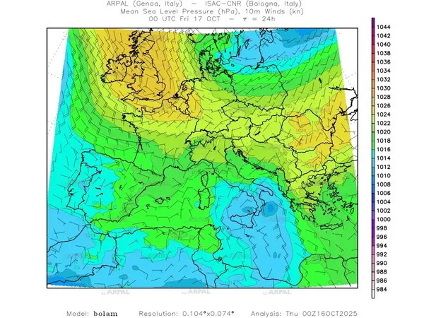 thumb_bolam_all_2025101600_24_mslp%shd+cnt_wind10%barb2.webp