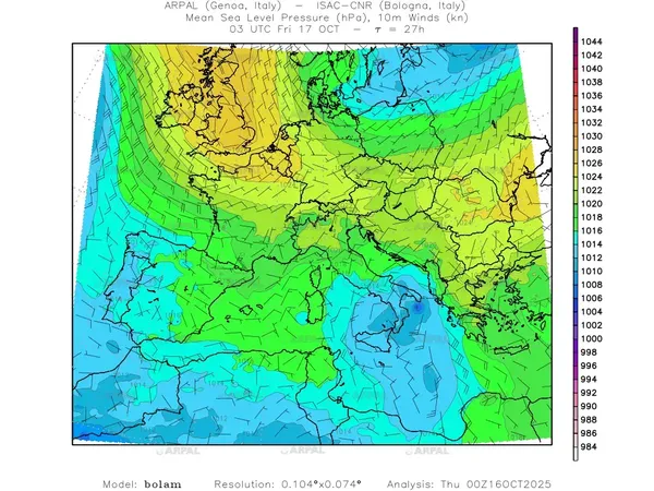 thumb_bolam_all_2025101600_27_mslp%shd+cnt_wind10%barb2.webp