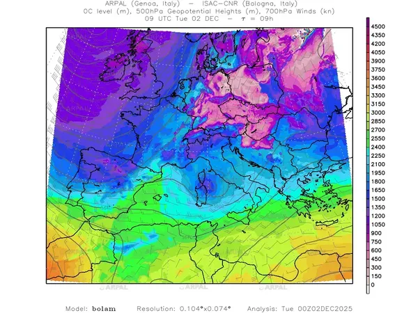 thumb_bolam_all_2025120200_09_zeroT%shd_gh@500%cntb_wind@700%barb.webp