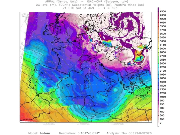 thumb_bolam_all_2026012900_69_zeroT%shd_gh@500%cntb_wind@700%barb.webp