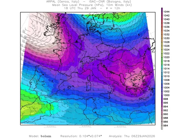 thumb_bolam_all_2026012906_12_mslp%shd+cnt_wind10%barb2.webp