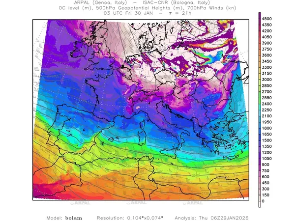 thumb_bolam_all_2026012906_21_zeroT%shd_gh@500%cntb_wind@700%barb.webp