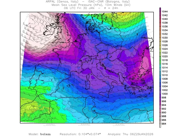 thumb_bolam_all_2026012906_24_mslp%shd+cnt_wind10%barb2.webp
