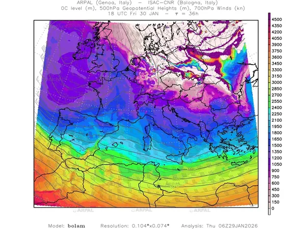 thumb_bolam_all_2026012906_36_zeroT%shd_gh@500%cntb_wind@700%barb.webp