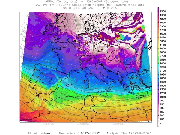 thumb_bolam_all_2026012912_21_zeroT%shd_gh@500%cntb_wind@700%barb.webp