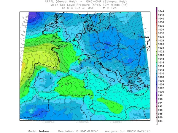 thumb_bolam_all_2026053106_12_mslp%shd+cnt_wind10%barb2.webp