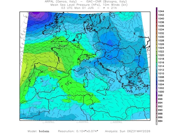 thumb_bolam_all_2026053106_21_mslp%shd+cnt_wind10%barb2.webp