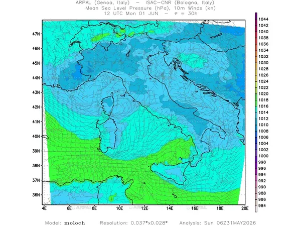thumb_moloch_all_2026053106_30_mslp%shd+cnt_wind10%barb.webp