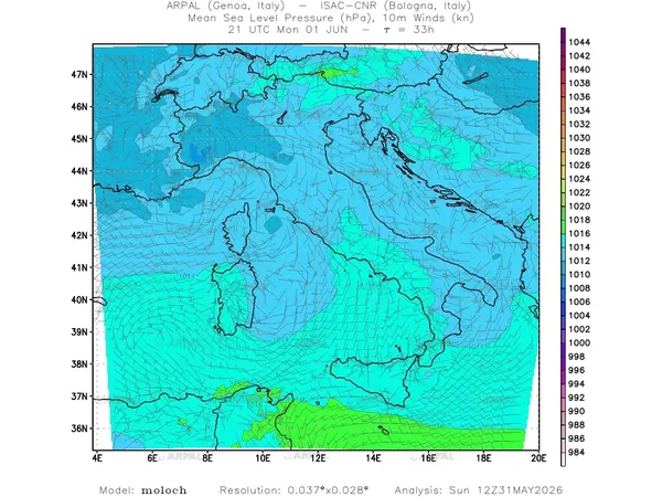 thumb_moloch_all_2026053112_33_mslp%shd+cnt_wind10%barb.webp