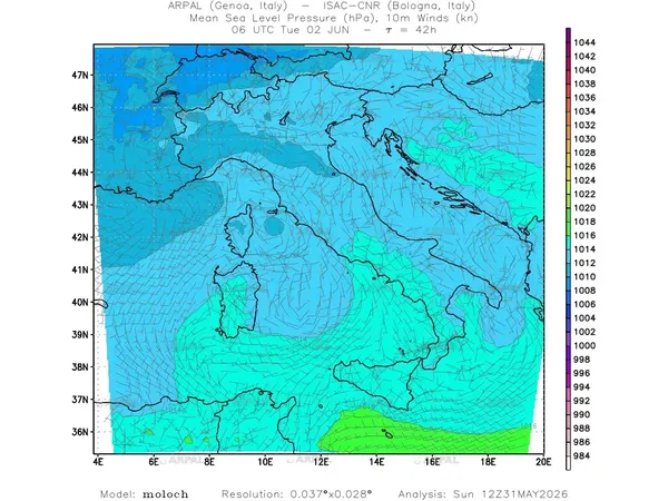 thumb_moloch_all_2026053112_42_mslp%shd+cnt_wind10%barb.webp