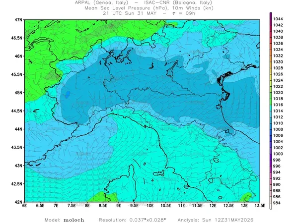 thumb_moloch_zoom_2026053112_09_mslp%shd+cnt_wind10%barb.webp