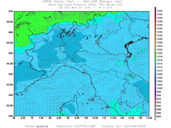 thumb_moloch_zoom_2026053112_21_mslp%shd+cnt_wind10%barb.webp