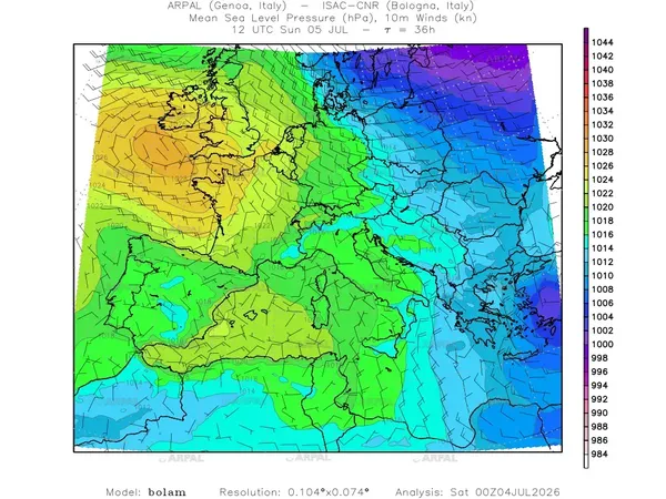 thumb_bolam_all_2026070400_36_mslp%shd+cnt_wind10%barb2.webp