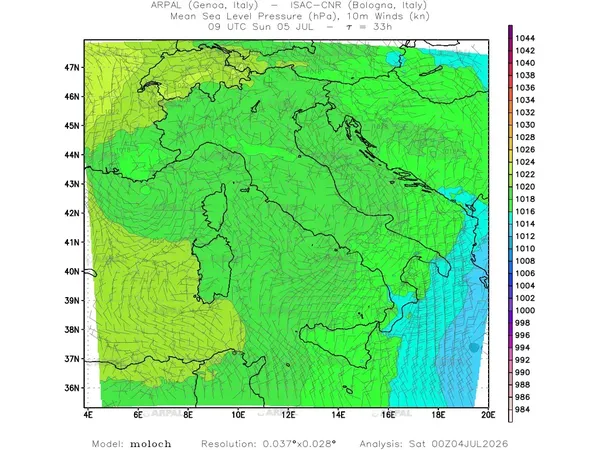 thumb_moloch_all_2026070400_33_mslp%shd+cnt_wind10%barb.webp