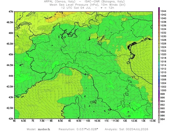 thumb_moloch_zoom_2026070400_12_mslp%shd+cnt_wind10%barb.webp