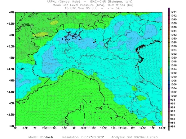 thumb_moloch_zoom_2026070400_39_mslp%shd+cnt_wind10%barb.webp